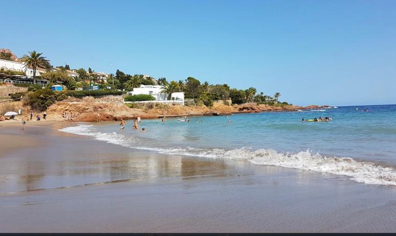 La Belle Vue-Charming Duplex Apartment With Sea View, 50 Meters From Beach And Private Parking Saint-Raphaël Exterior foto